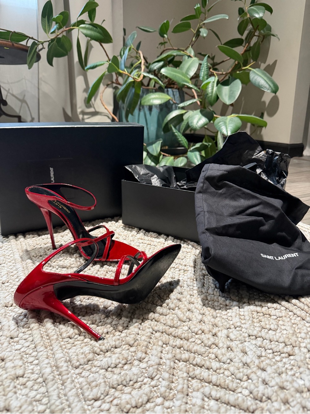 Saint Laurent Patent Gippy 110 Crisscross Mule Sandals 37 Red Vernice Gloss